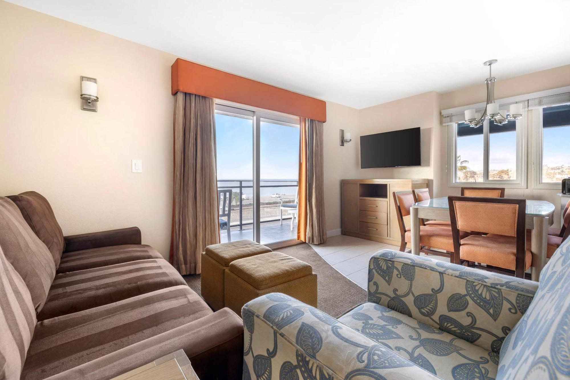 Hilton Vacation Club Riviera & Shores