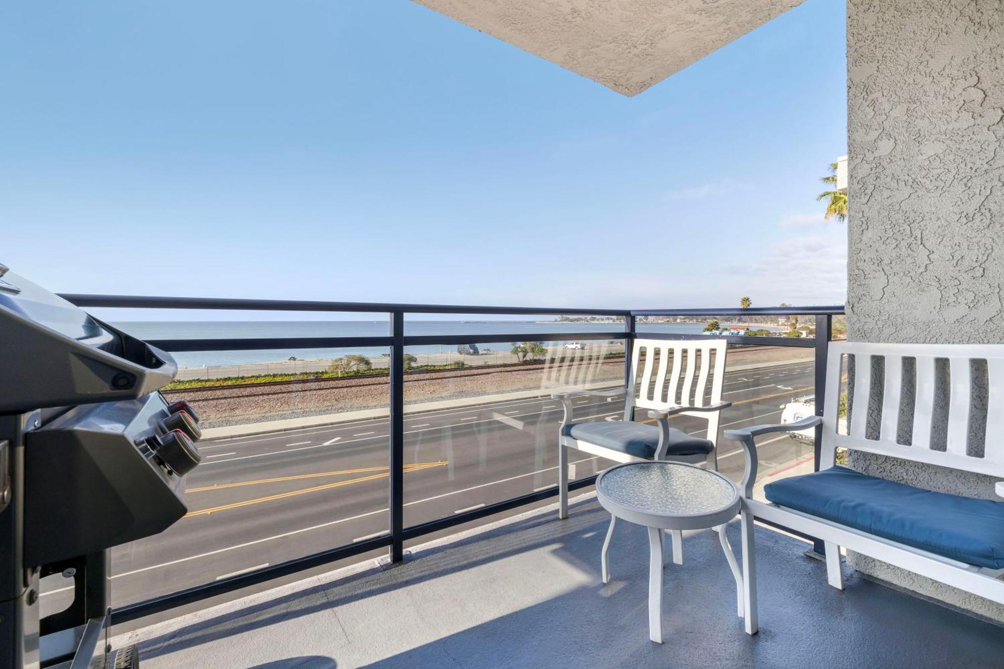 Hilton Vacation Club Riviera & Shores Resort