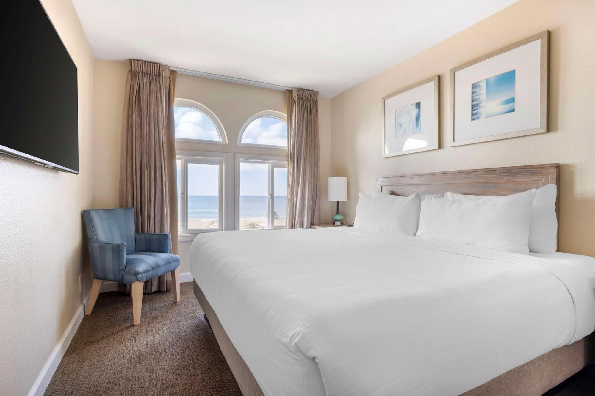 Resort Hilton Vacation Club Riviera & Shores 2*